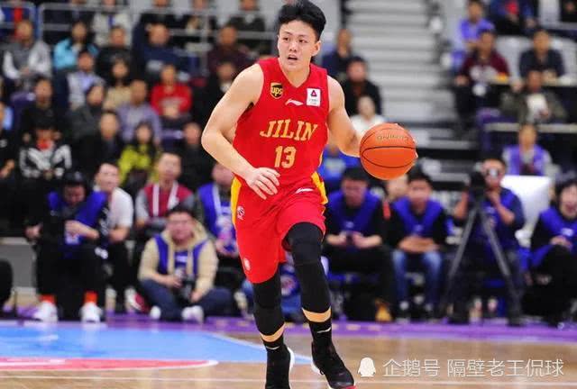 吉林男篮攻守失衡,姜宇星极具高效表现