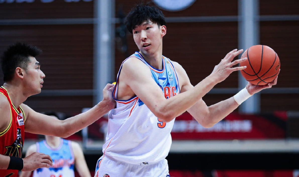 休赛期真没白练,三场比赛后正负值到达+17,周琦MVP稳了?