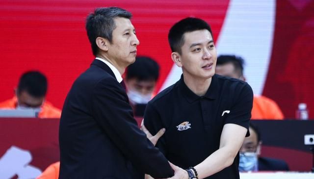 脱离一线的5名CBA冠军教头,闵鹿蕾、李秋平退隐?李春江去向不决 