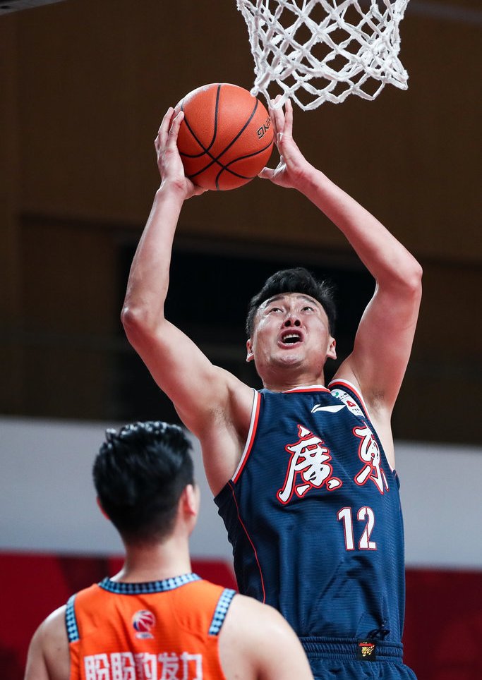 功率值极高,谁还敢说他老了?杜锋手握一老真的是如有一宝啊