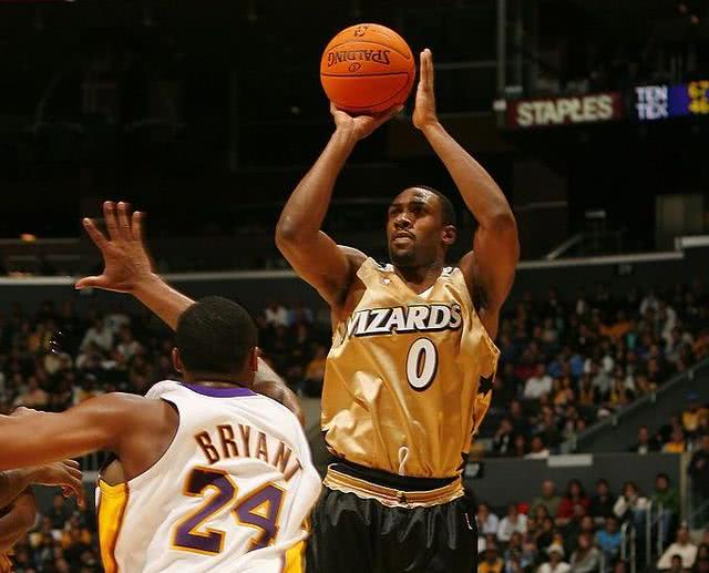 麦迪排名_魔术麦迪(2)