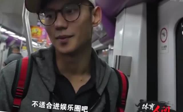 宁泽涛退役后现身这颜值这身板儿不进娱乐圈真实可惜了