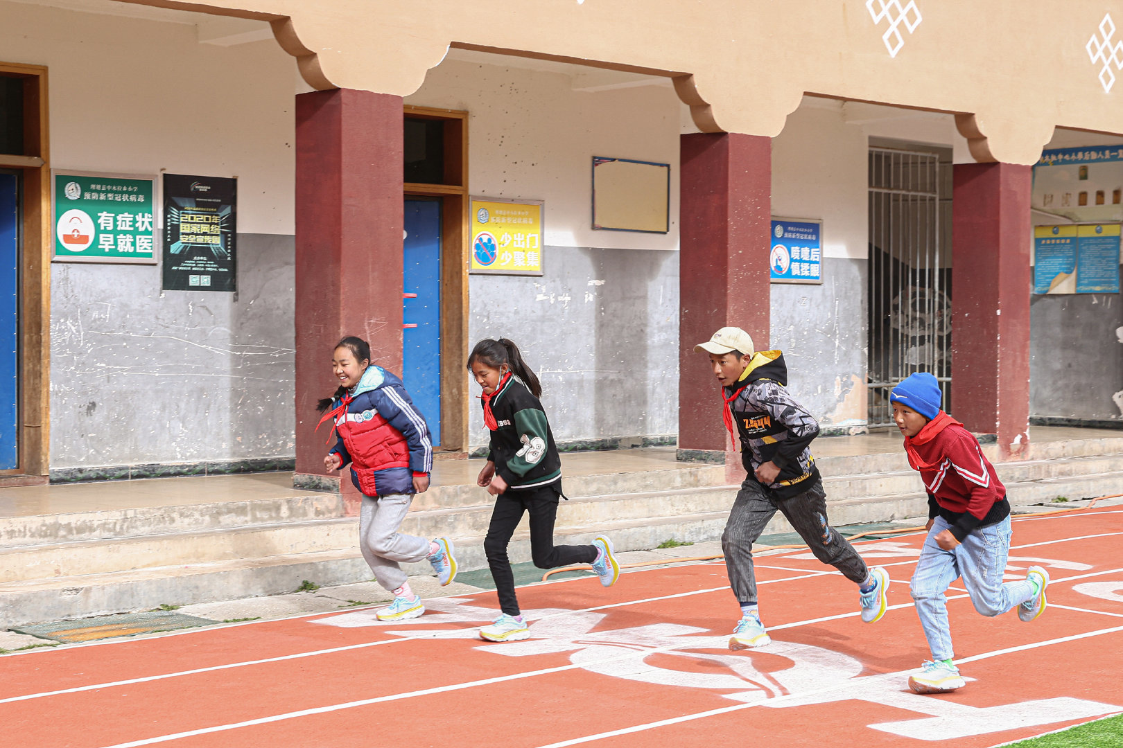 不只是锻炼和竞技，HOKA更为高原少年铺设成长道路新可能