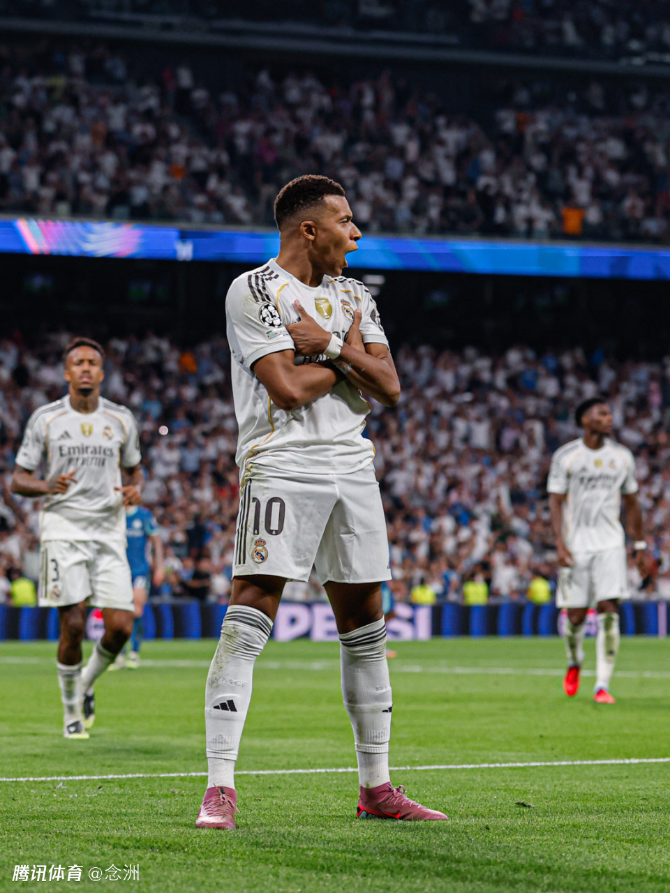 未来9年金球奖预测：姆巴佩明年获奖！亚马尔4次夺魁，2人出人意料