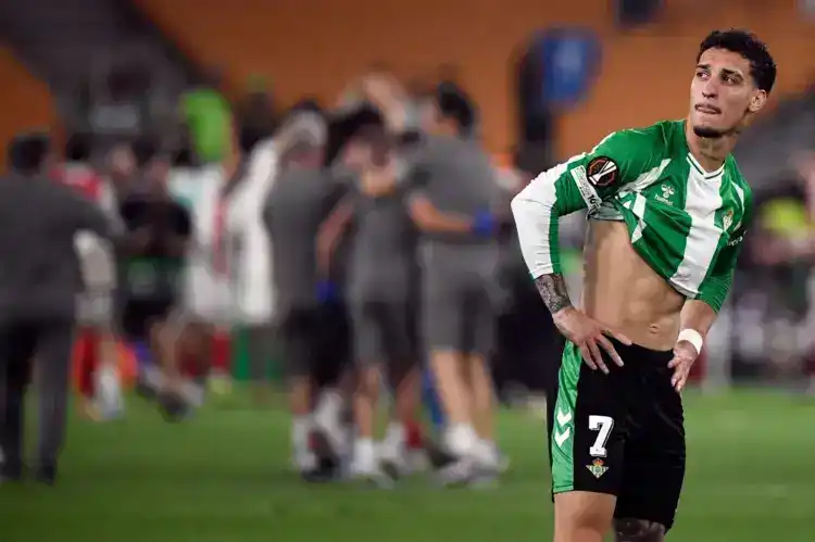 与阿莫林关系如何？安东尼回应：往事不要再提，已无任何联系