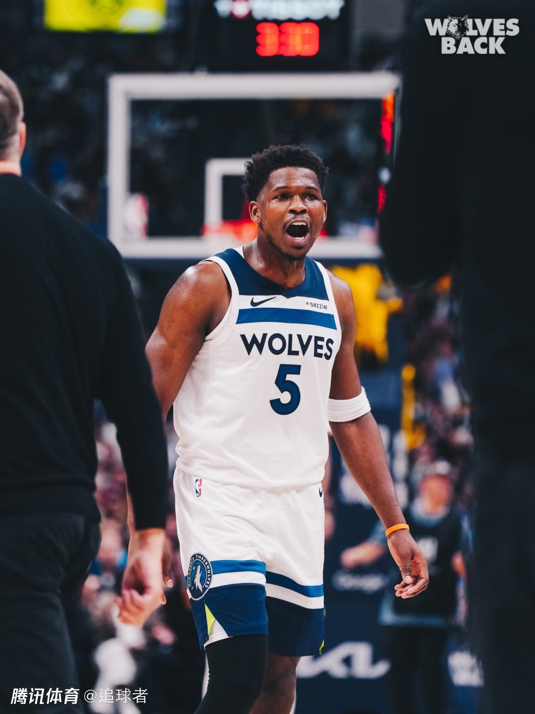 迪文暴扣杀死比赛！华子带伤轰30+10太拼 赛后回应19分逆转掘金