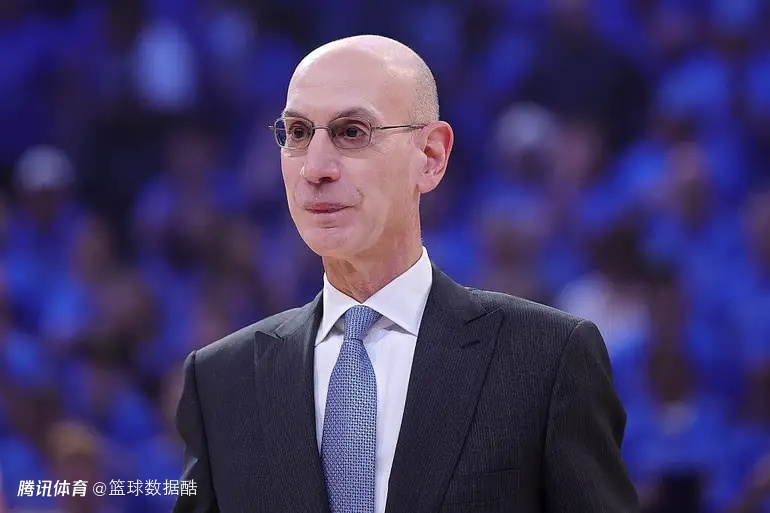 萧华：建队并非只能靠摆烂谋求高顺位签 多挖掘低顺位秀和海外球员
