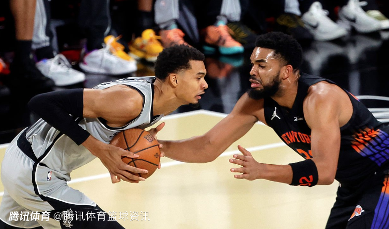唐斯比文班更好？尼克斯球迷晒数据对比：前者赢17项后者仅赢8项