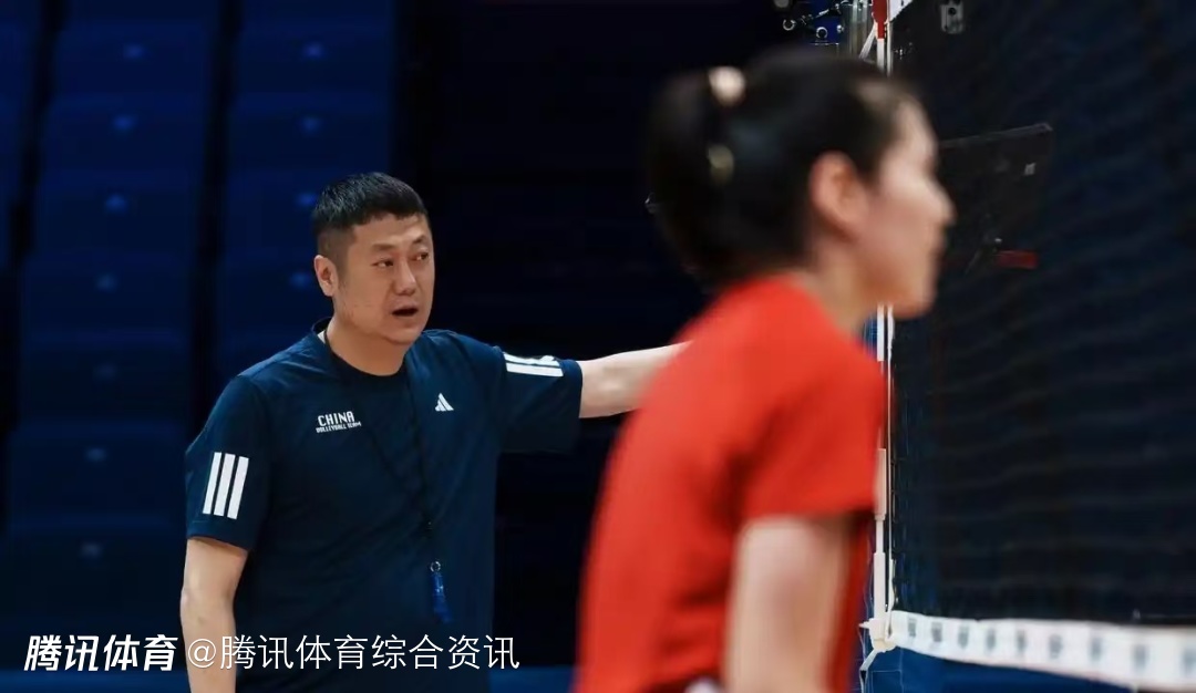 中国女排迎世联赛首秀！主帅赵勇：目标是锻炼年轻球员