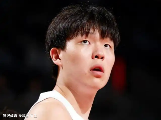 杨瀚森澄清两大谣言：“深夜吃火锅”为假 不发训练是球队禁止传播