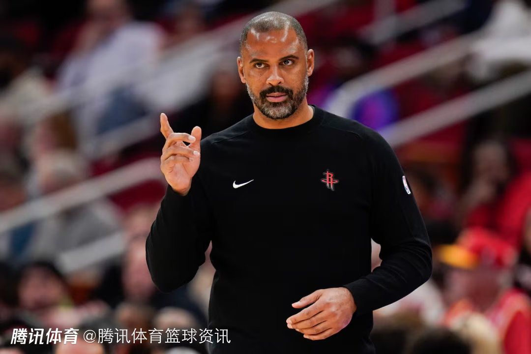乌度卡：范弗利特回归让某些球员不用死守固定位置 阿门是球队基石需提升领导力