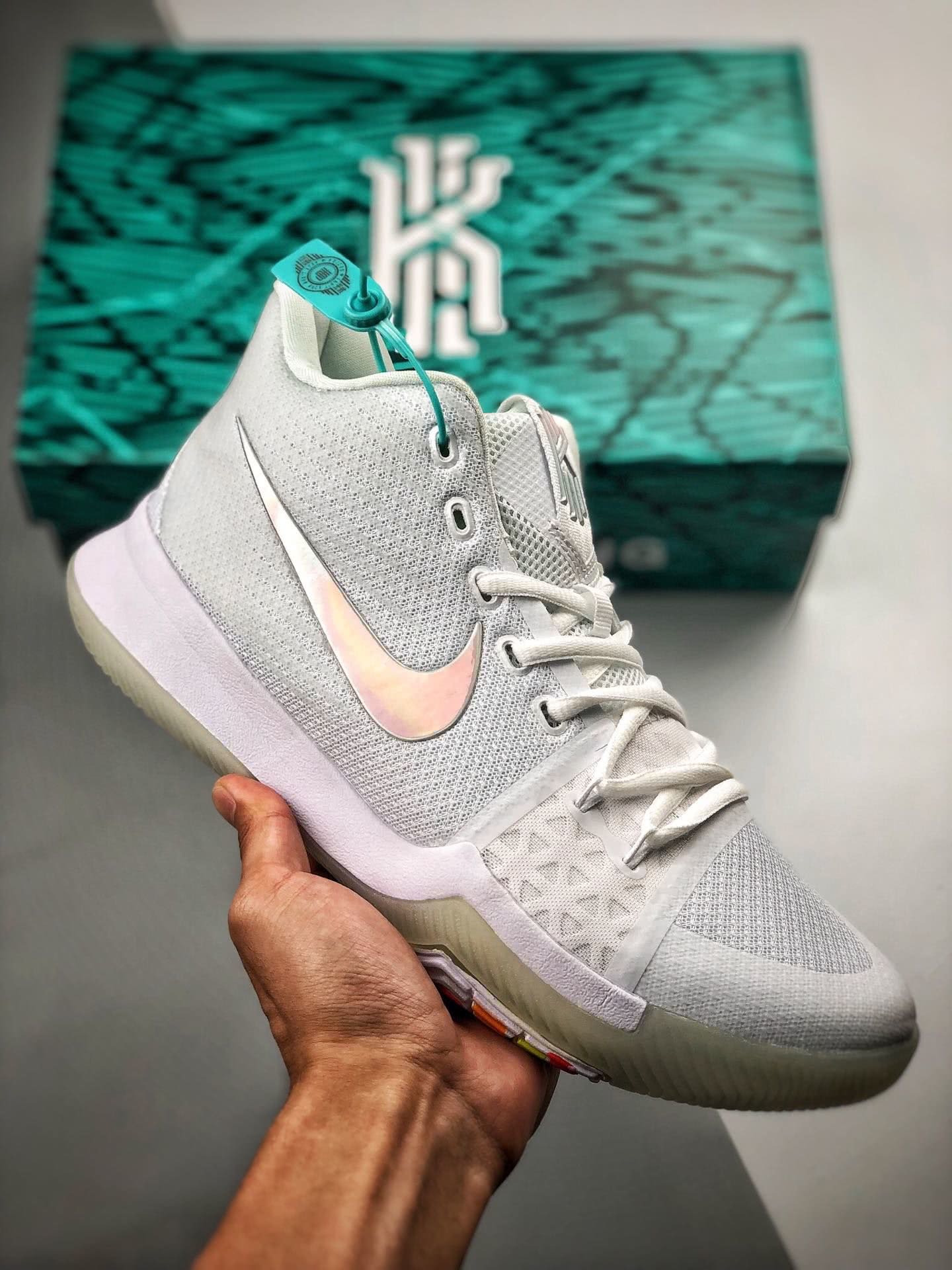 镭射钩子加持nikekyrie3欧文三代纯原白镭射开箱测评