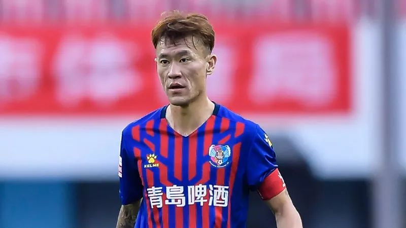 青岛黄海一支属于小球会的冲超奇迹