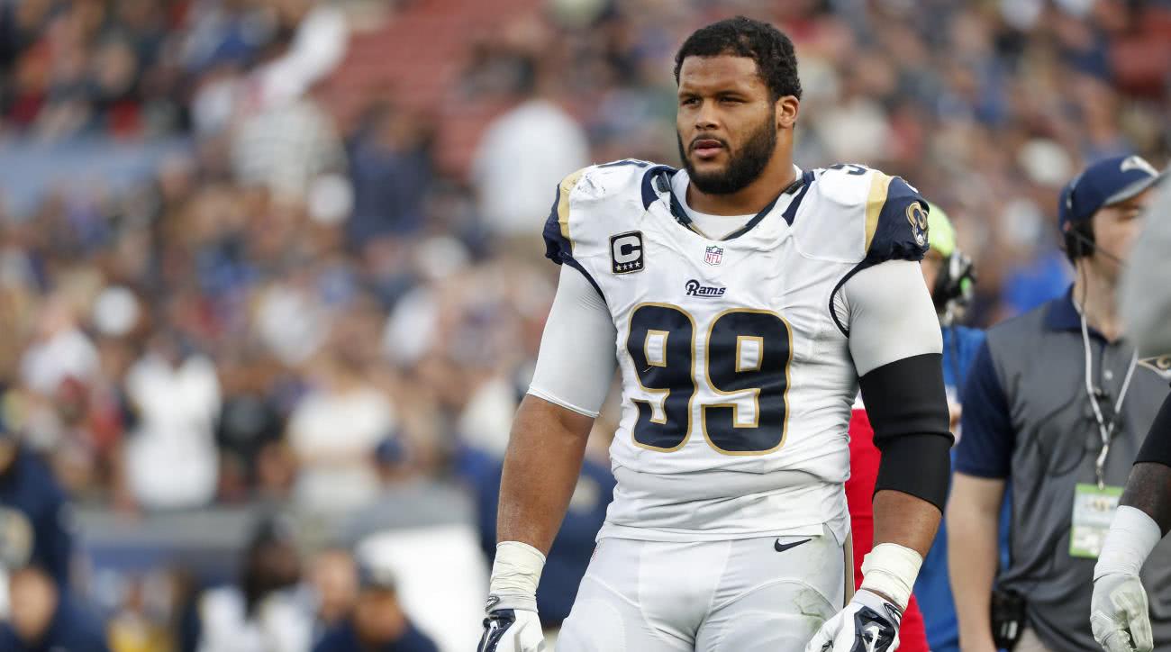 当今nfl最强大的男人阿隆唐纳德是怎样炼成的