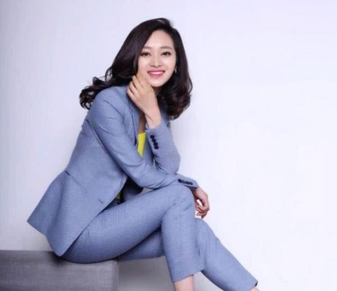 王治郅家中迎来贵客,岳母不远千里来京探亲,大郅却无暇陪伴 企鹅体育