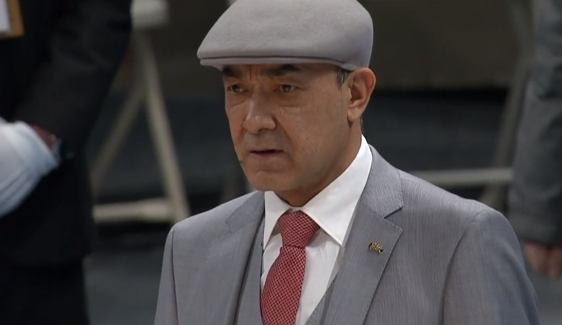 周琦23 13内线制霸,关键时刻两罚不中,球迷波兰国旗干扰起到作用?