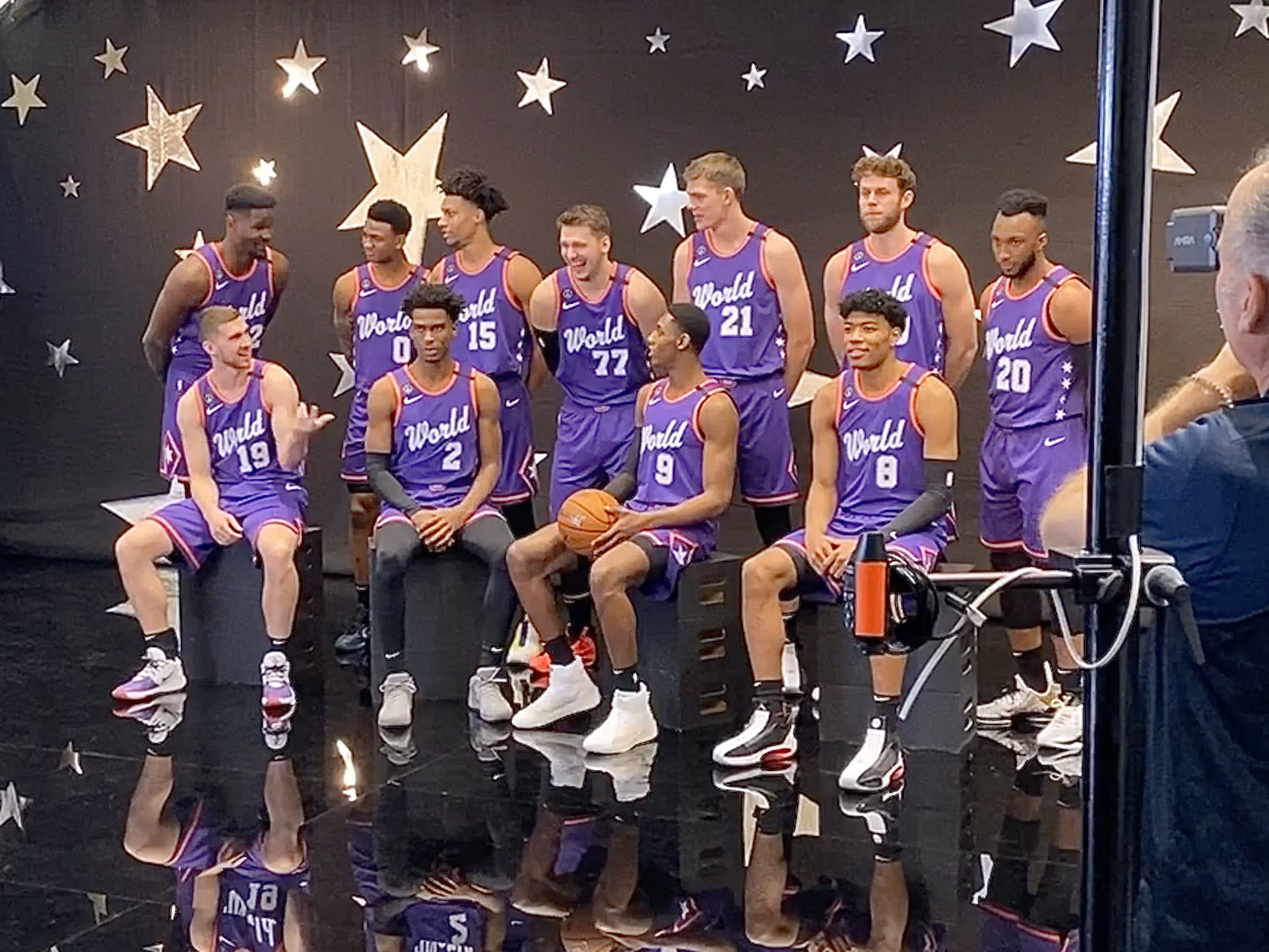 全明星赛首张合影来了!