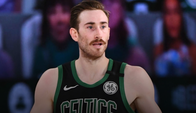 海沃德将接受核磁共振检查 绿军主帅:他脚踝很痛而且肿了