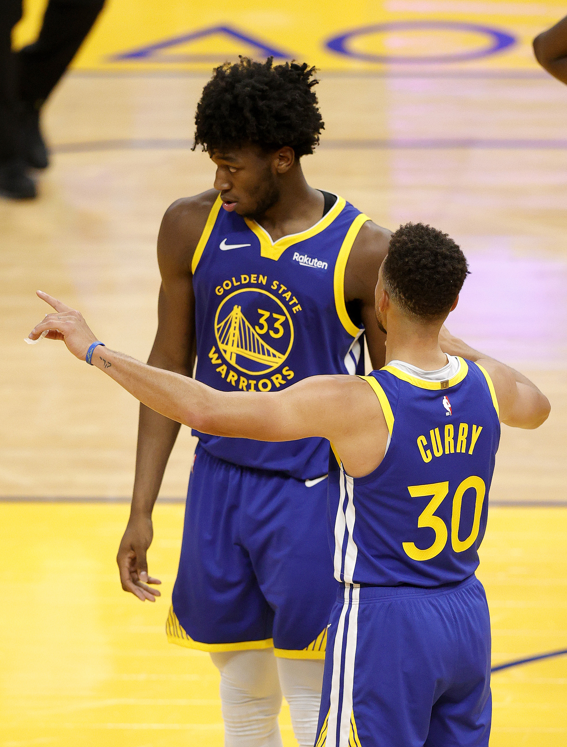 nba大结局?名嘴提议:勇士快用怀斯曼去交易特纳