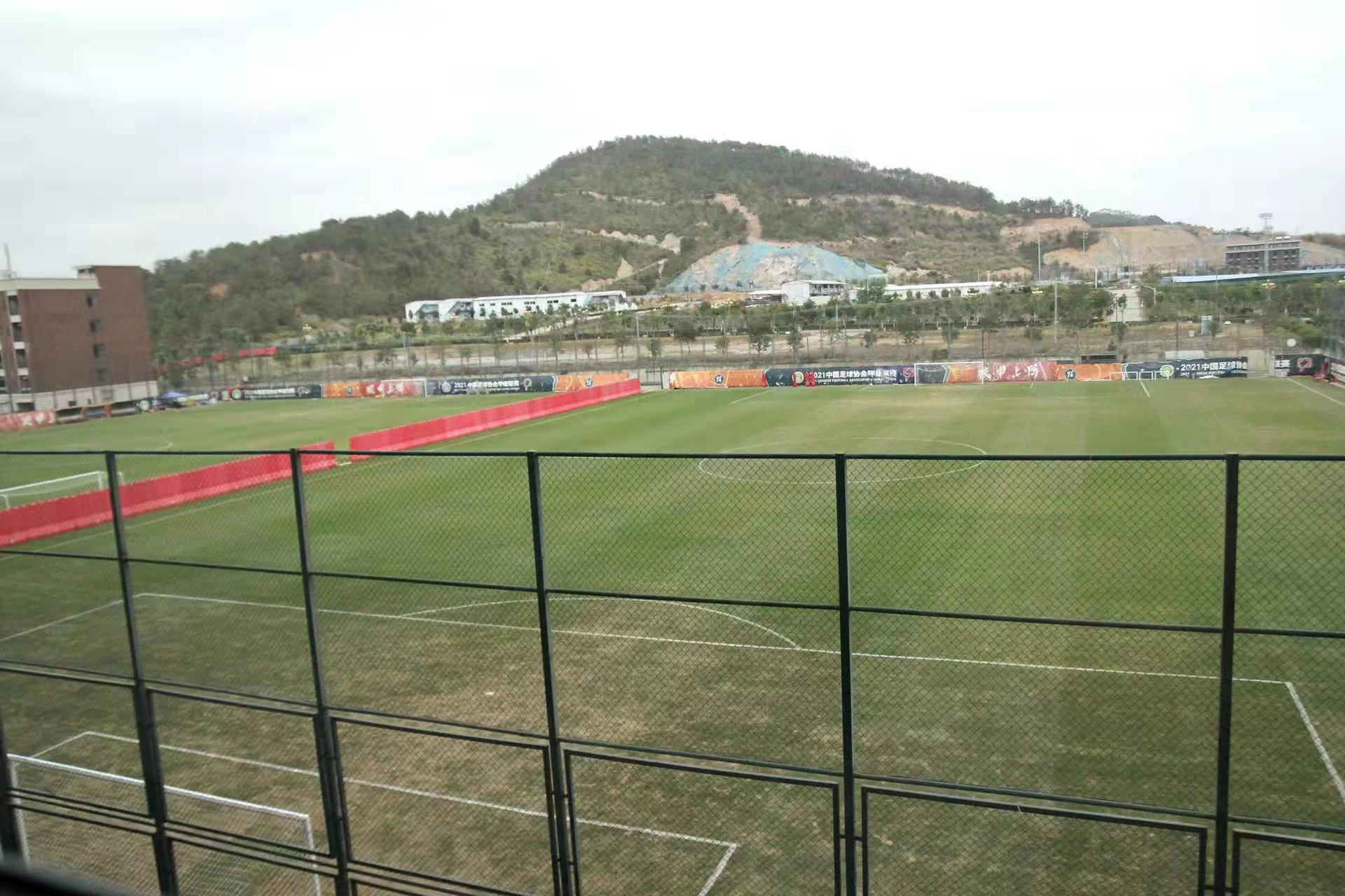 五华横陂足球小镇.