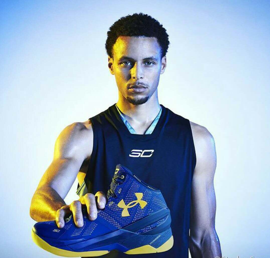 库里1是颜值有多高时隔4年再次出击火爆整个球鞋圈