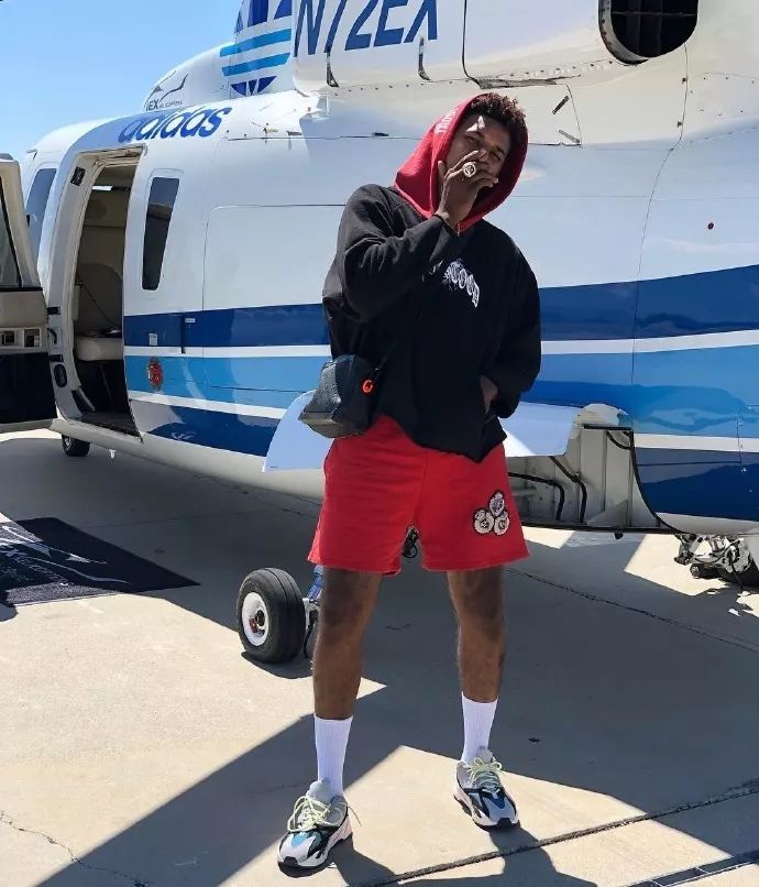 我说尼克杨是nba第一穿搭谁赞成 谁反对*部分素材源于网络