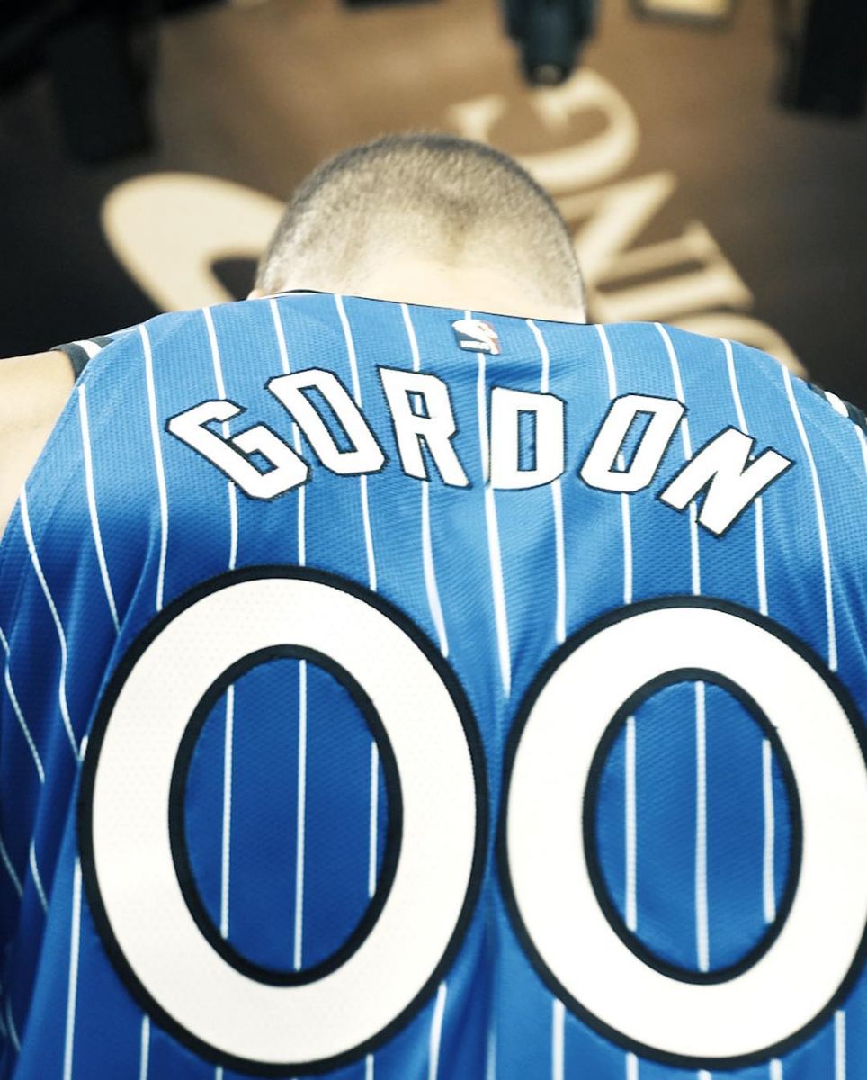 阿龙-戈登回顾赛季揭幕战:一场很棒的团队胜利 企鹅体育新闻