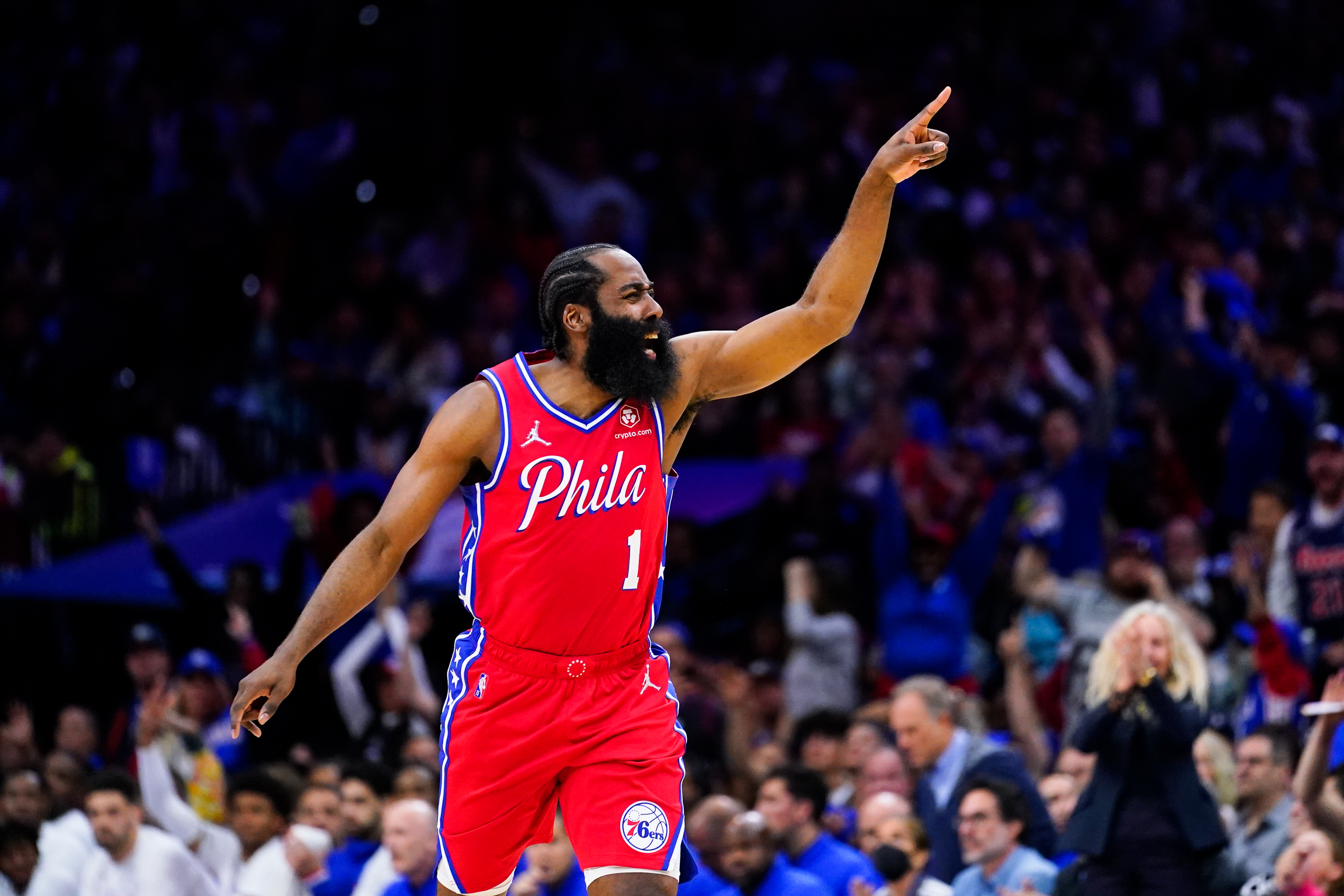 (体育)篮球——nba东部半决赛:76人胜热火(2)