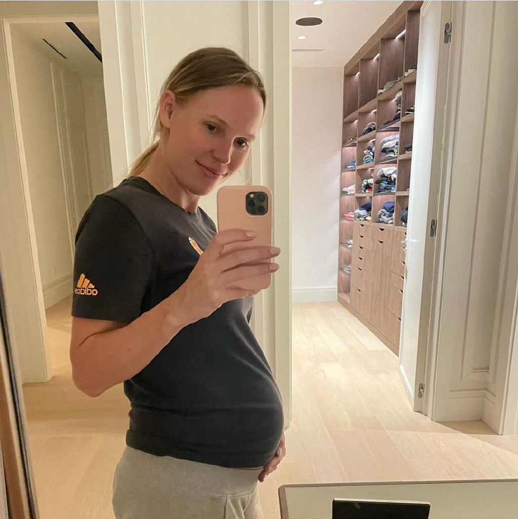 前网坛世界第一晒二胎孕肚照,老公是前nba球星-道德文章网