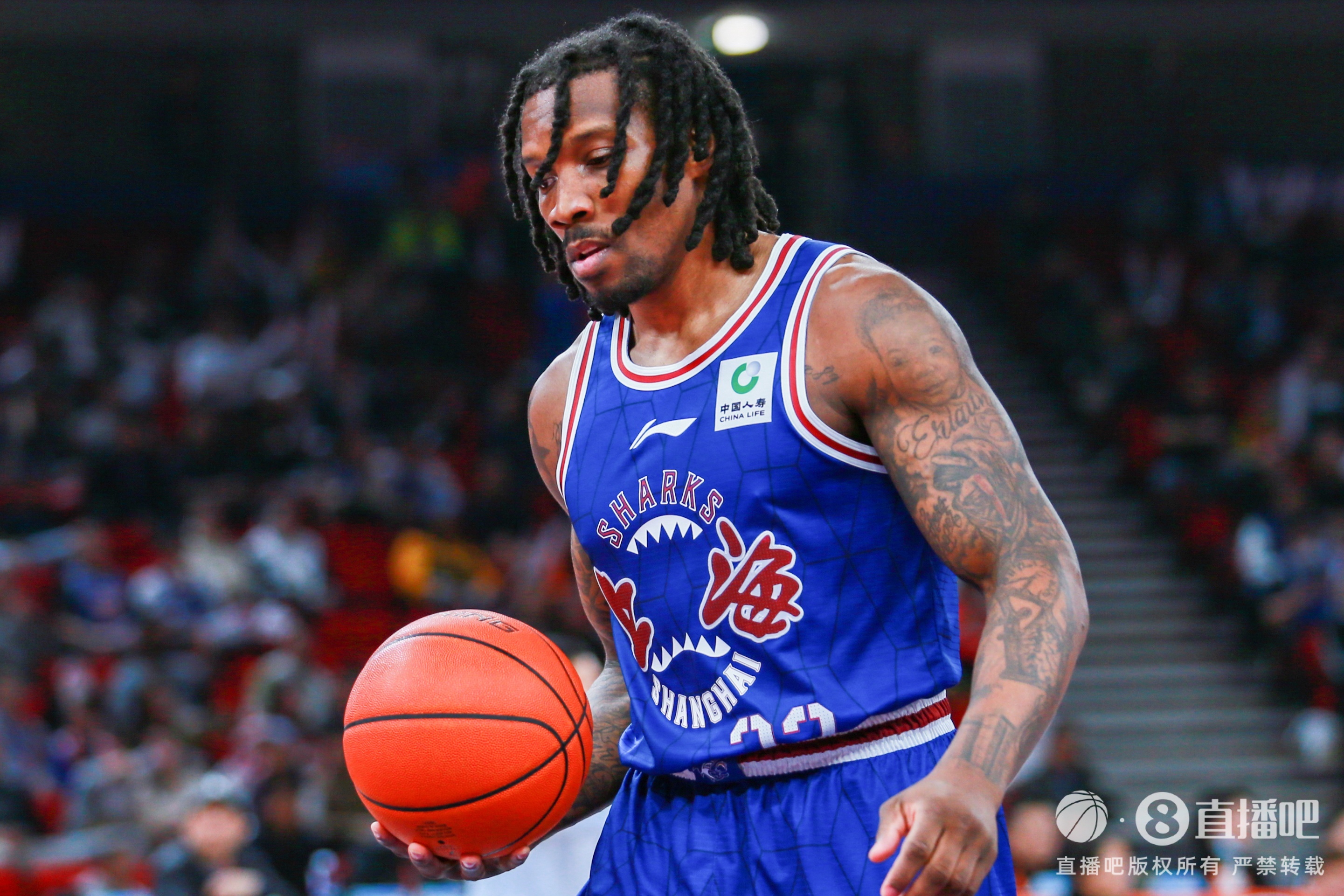 火力全开布莱德索11中7砍半场最高19分外加3板4助正负值15