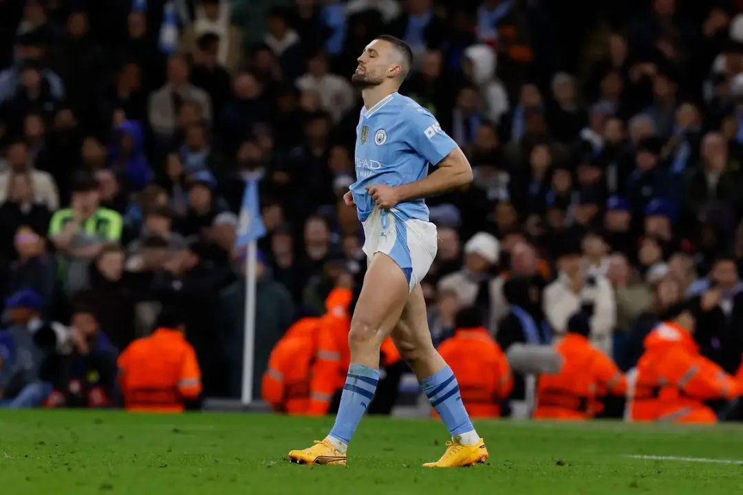 话题皇马防线立大功这一晚的卢宁像战神