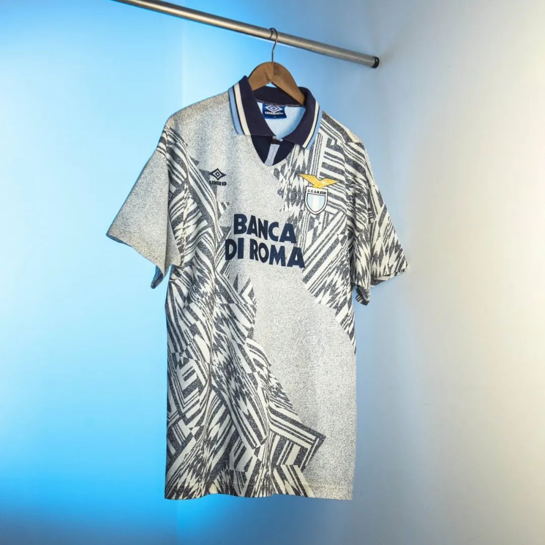 足球夏日 这个blokecore鼻祖品牌 绝对最火