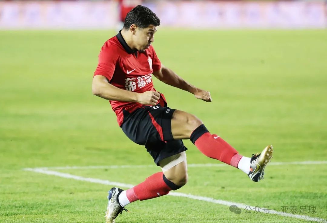 【亚泰动新闻】间歇期前迎一周双赛 亚泰全力备战青岛西海岸和河南