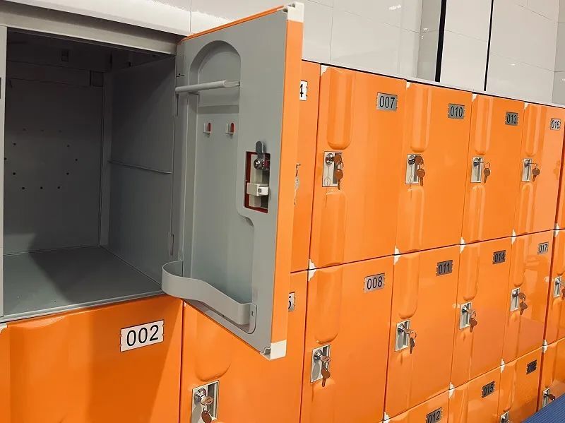 游泳进校园 | 龙塔实验学校初中部游泳馆开课啦!