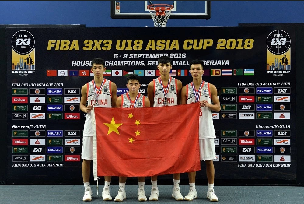 周泽源,刘康能也曾在2018年代表国家队参与国际篮联3x3 u18亚洲杯并