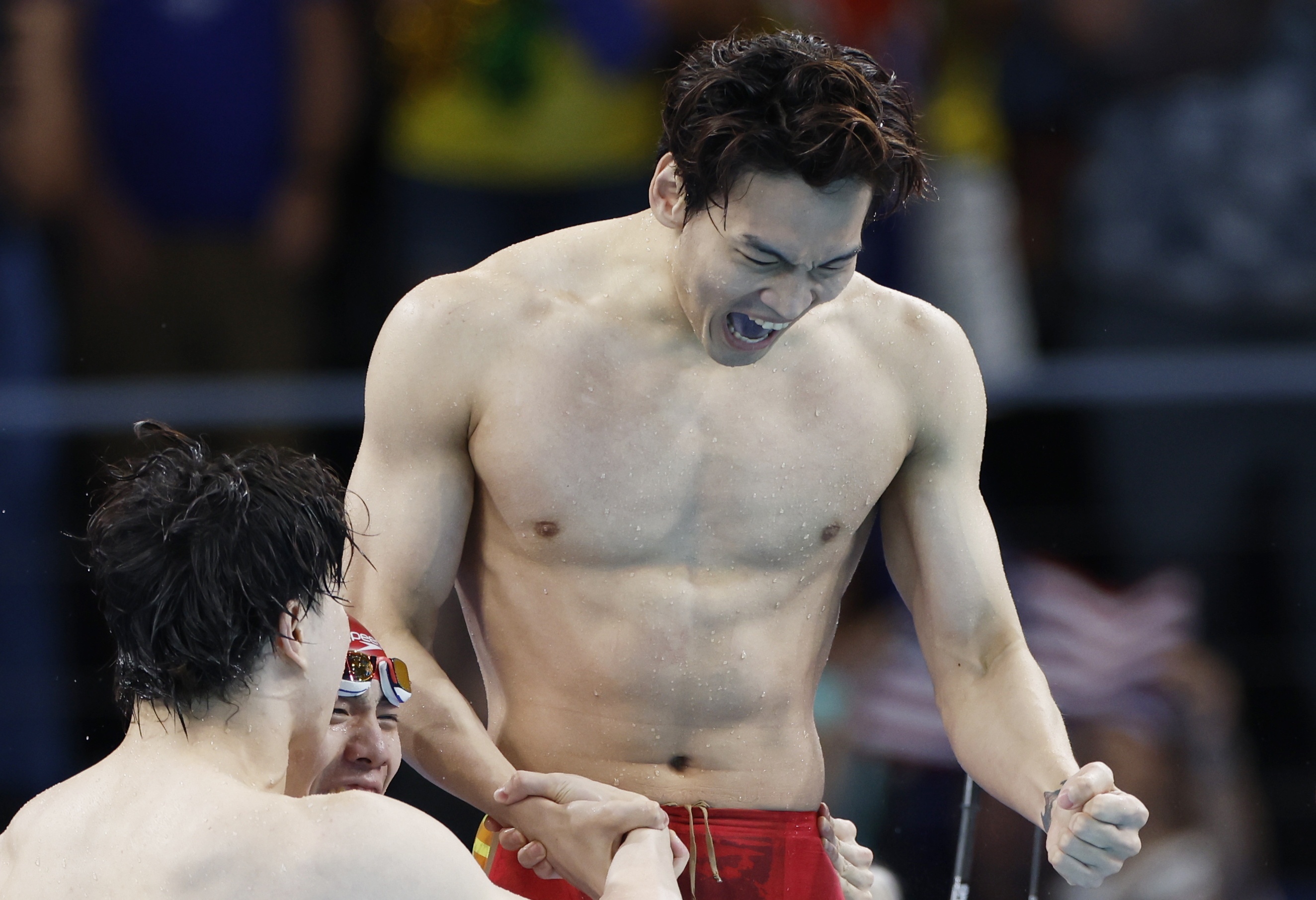 实现恩师遗愿,徐嘉余:升国旗奏国歌这一刻想到徐导,我泪目了