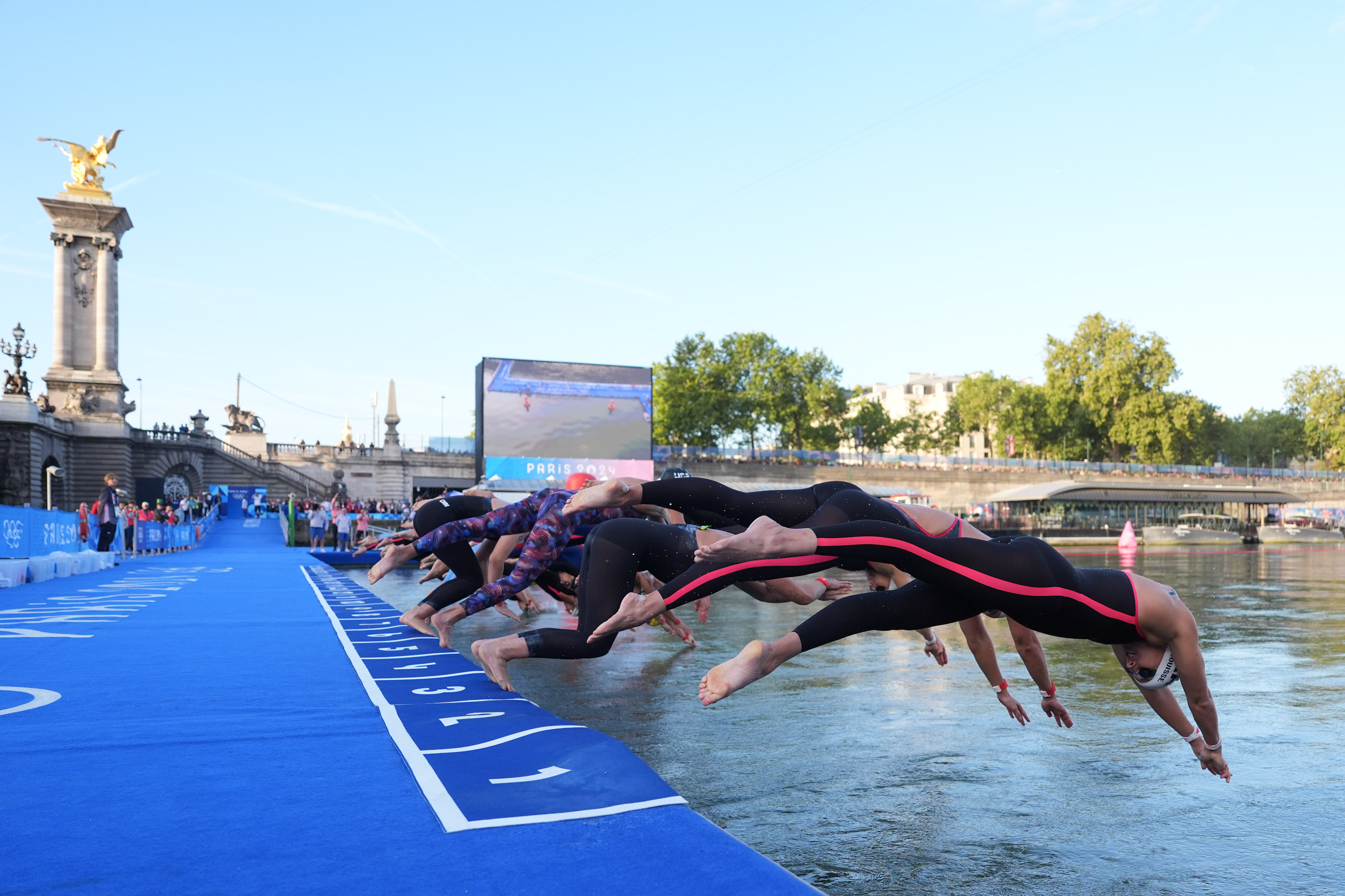 巴黎奥运会丨马拉松游泳——女子10公里赛况(5)