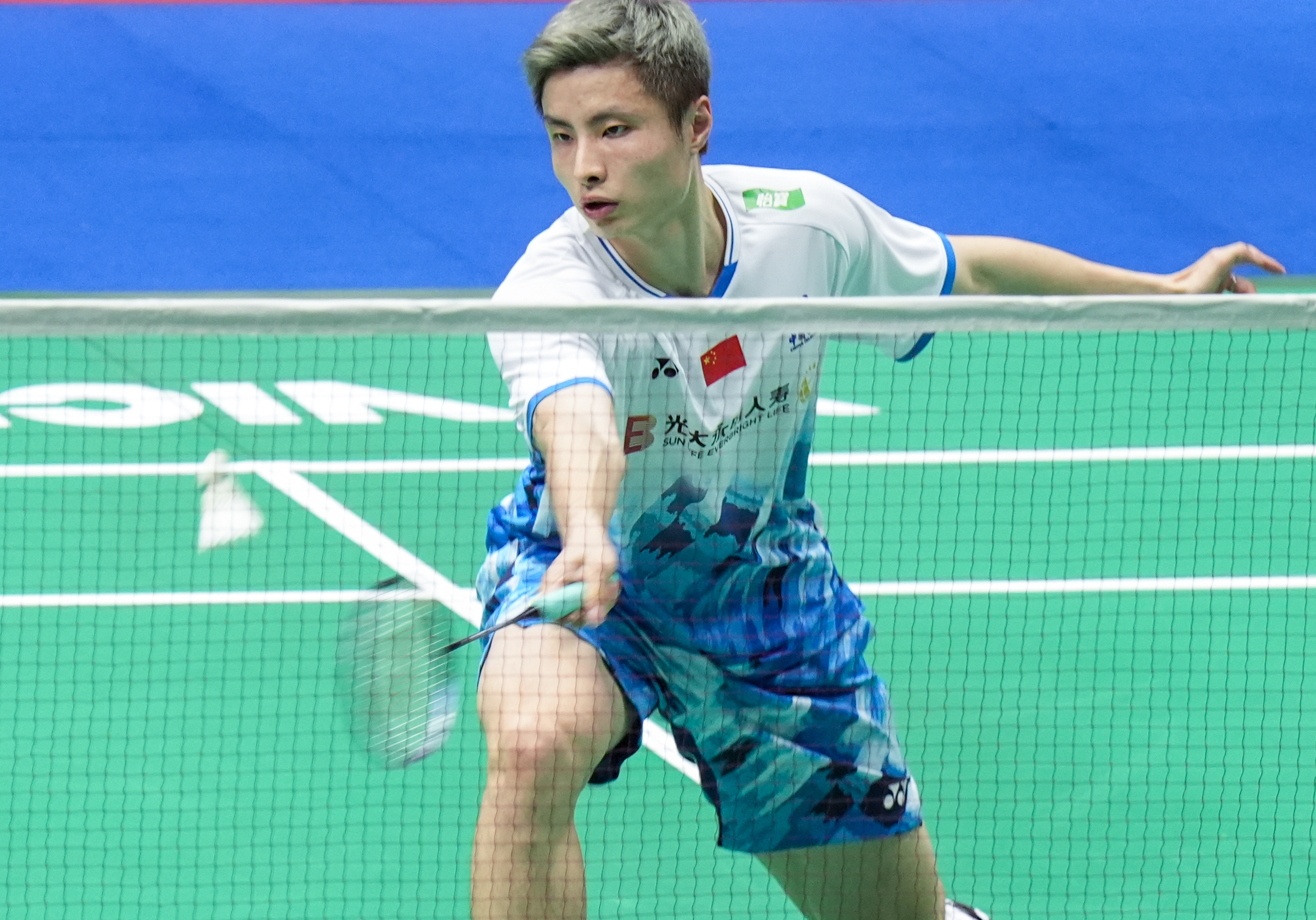 羽毛球——中国公开赛:石宇奇晋级